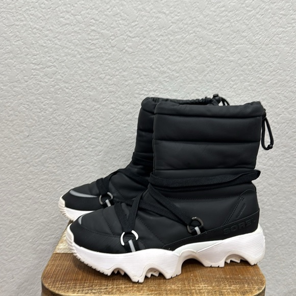 Sorel Kinetic Impact NXT Snow Boots Size 10 - Picture 4 of 8